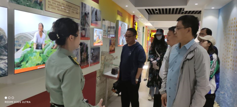 参观王继才事迹展览馆03.jpg 参观王继才事迹展览馆03.jpg