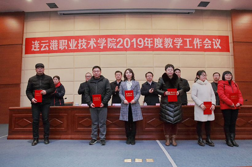 12-31-2_副本2.jpg 12-31-2_副本2.jpg