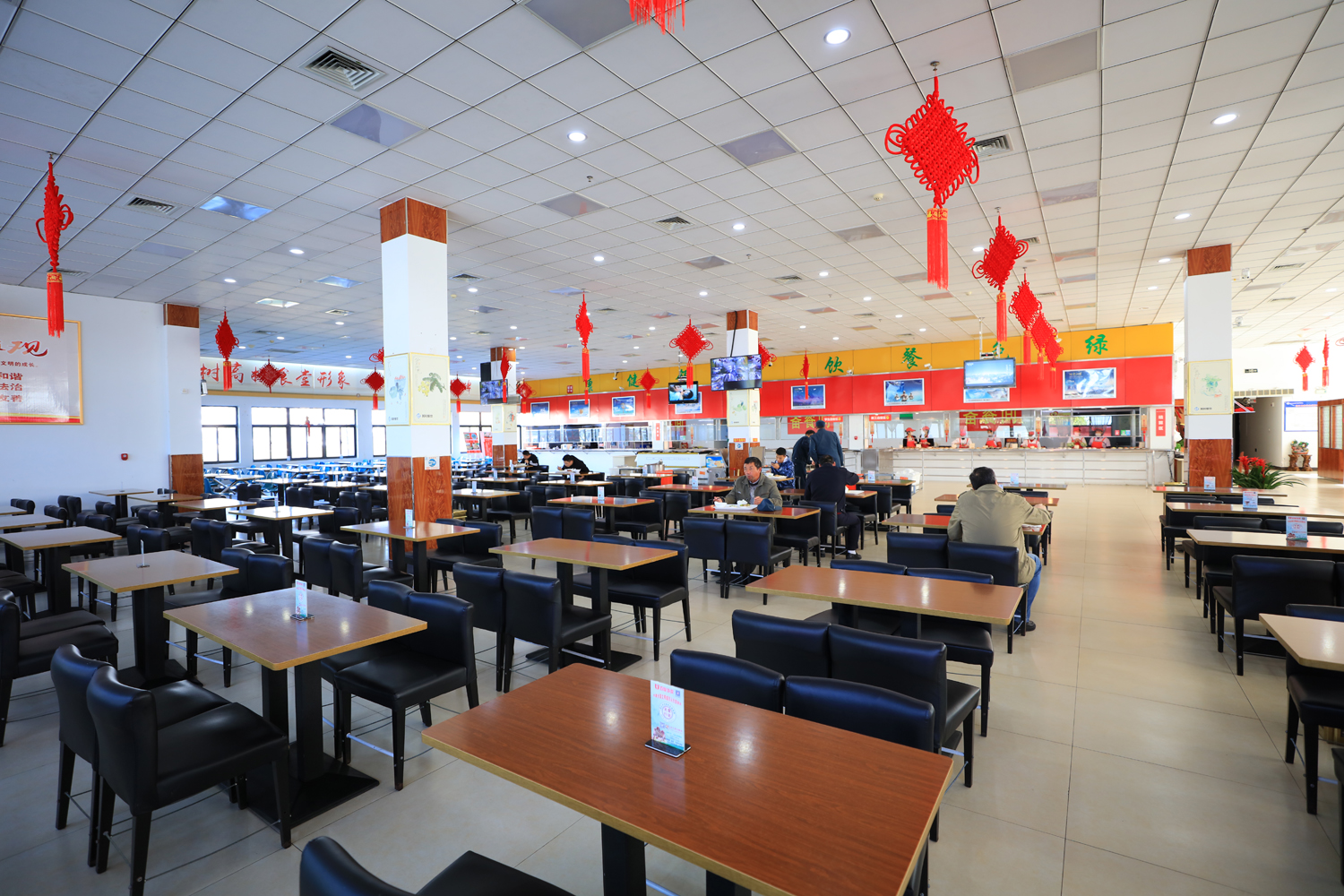 教工餐厅.jpg
