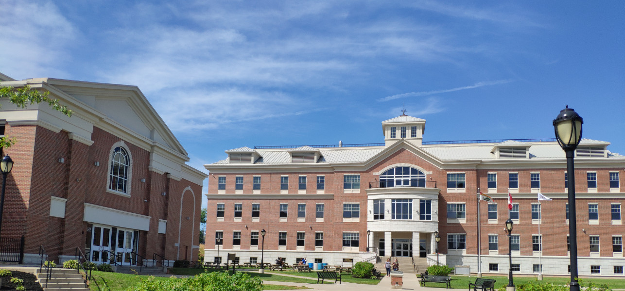 荷兰学院.jpg